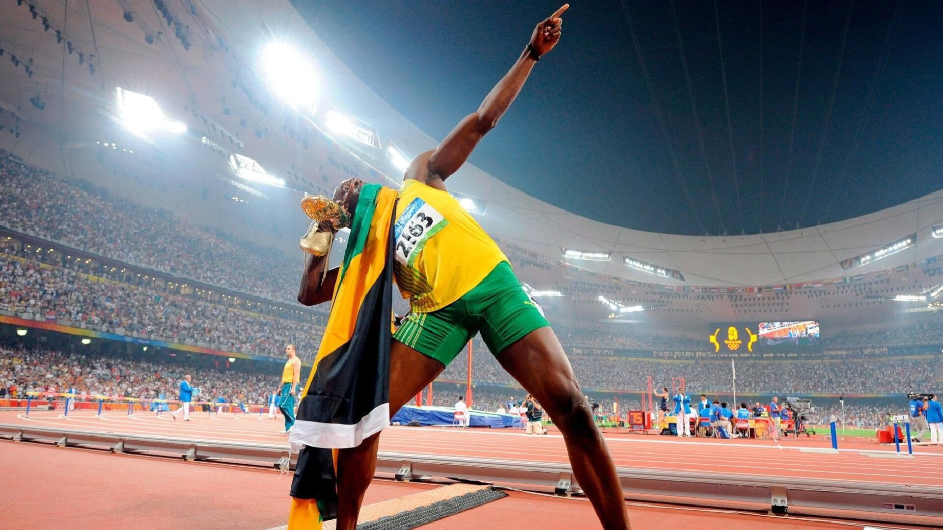 爱游戏官方网站-《线上线下融合：新型电竞赛事模式探索》，线上线下比赛